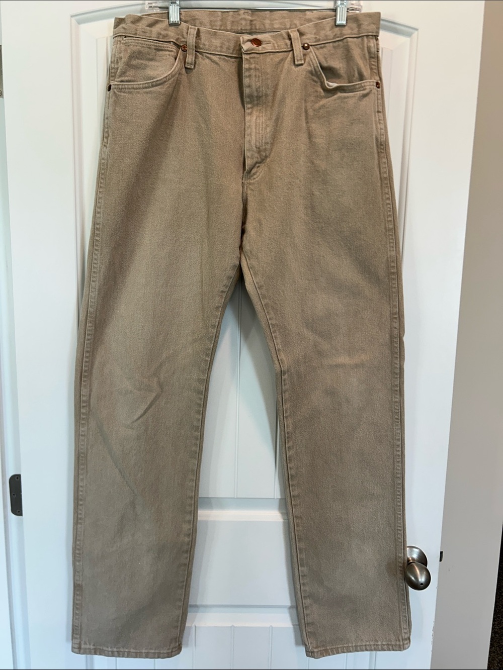 Wrangler Men'’s Cowboy Khakis